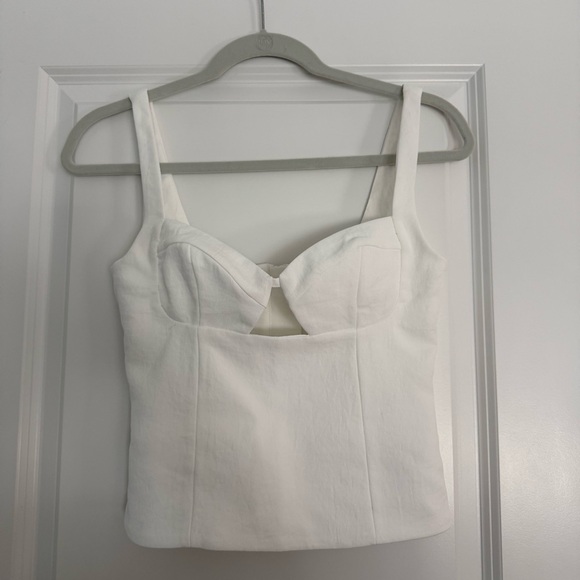 White Structured Top - Picture 2 of 6